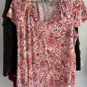 Angels Flowy paisley flower pattern boho top